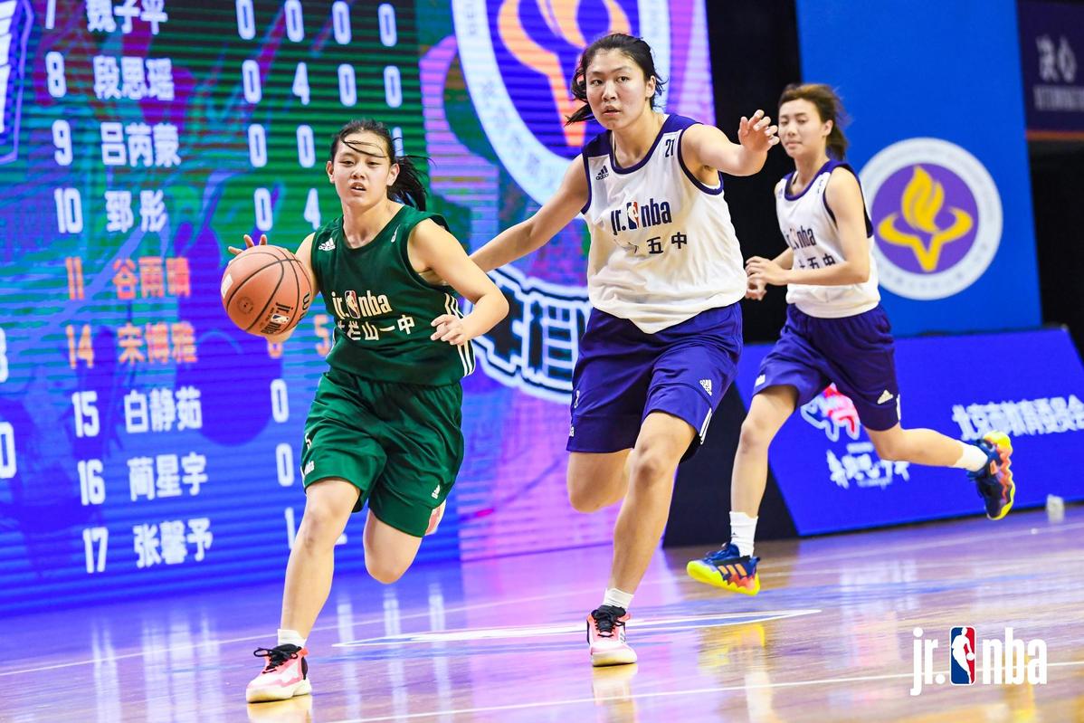 川超分区赛现场观赛人数超87万，实现经济效益超56亿元